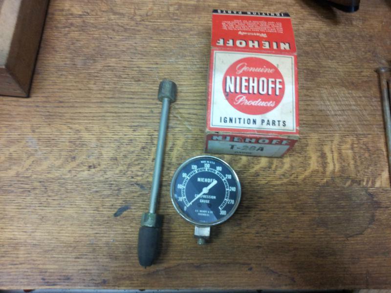 Vintage niehoff no. t-26a engine compression gage with original box