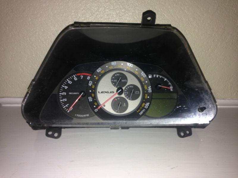 Lexus is300 gauge cluster 83800-53430