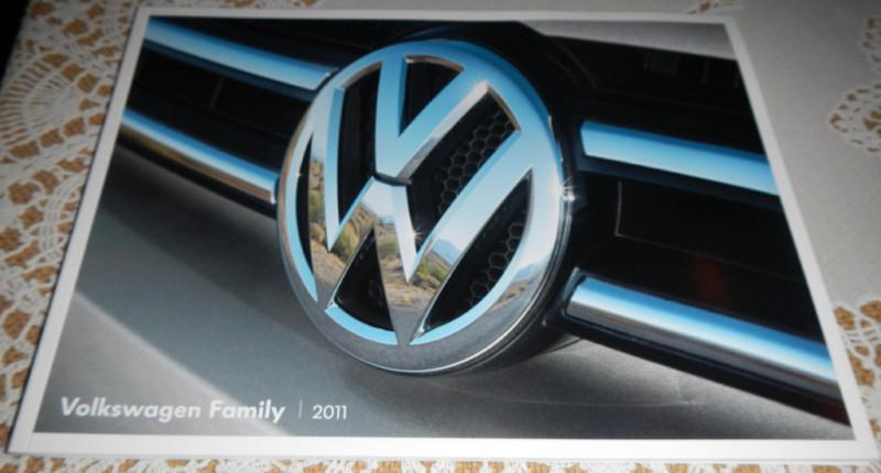 2011 vw volkswagen brochure ft jetta touareg cc tiguan routan golf gti eos +