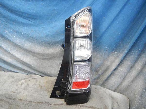 Honda n box + 2012 rear right combination lamp [0115500]