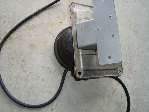 1986-90 jaguar xjs-he v12 under dash vacuum control washer holder