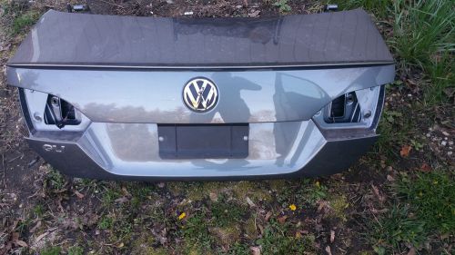 Oem trunk 2014 vw jetta gli with rear camera