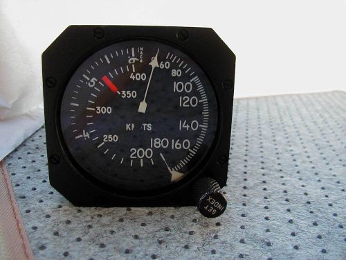 Mach/airspeed indicator