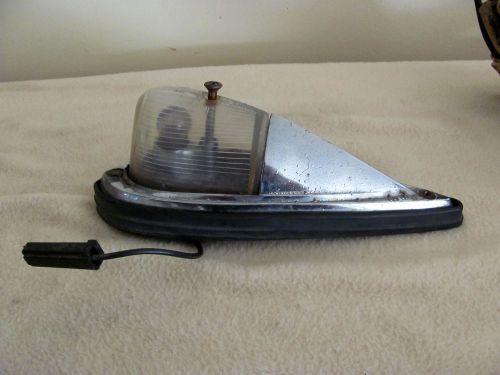 Vintage yankee 77 sae p 66 cab clearance marker light white