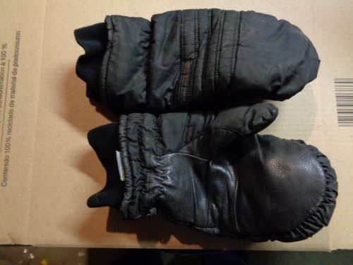 Mens x-large black heavy kombi mittens with leather palms and heavy linings