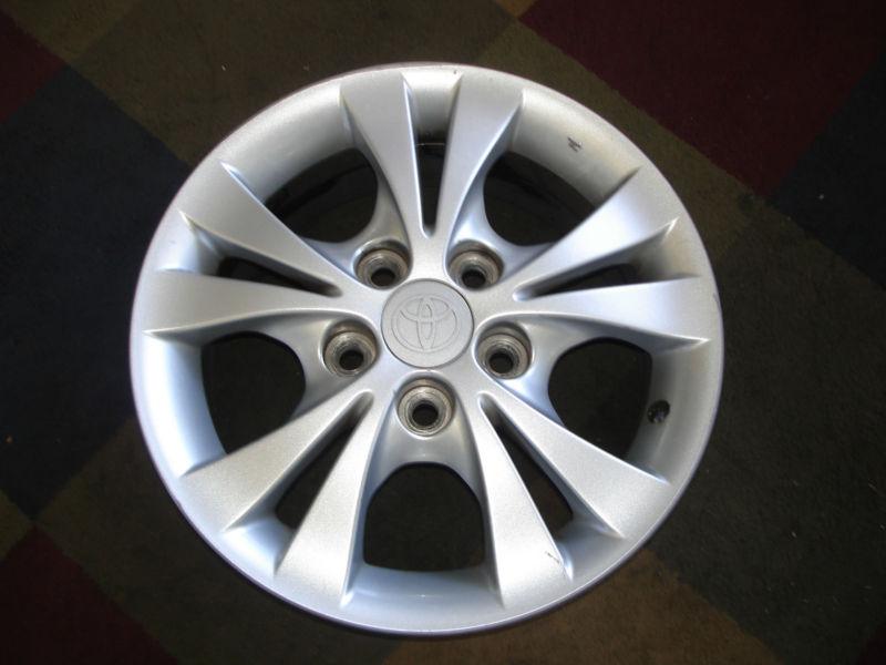 Toyota camry 15x6.5 factory oem alloy wheel rim 69477