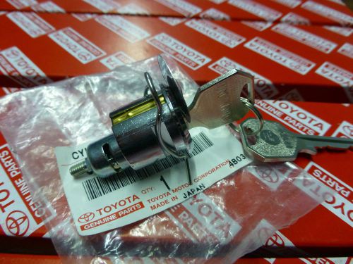 Genuine toyota landcruiser fj40 liftup tailgate lock and key brand new nos bj42