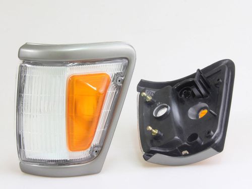 Toyota hilux 4x4 ln111 ln106 ln107 rn105 gray corner indicator light 88-97 l/r