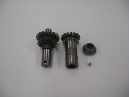 Lycoming io-360 governor drive gear and shaft assembly