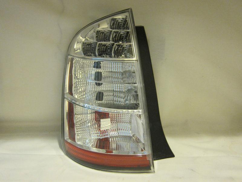 2006-2009 toyota prius used oem left (driver) side tail light *nice*