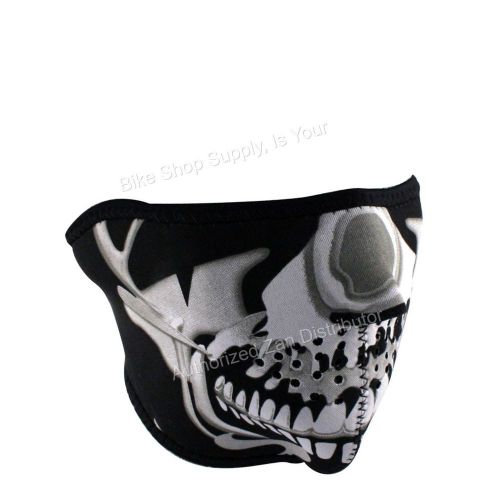 Zan headgear wnfm023h, neoprene half mask, reverses to black, chrome skull mask