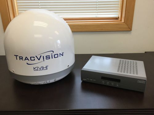 Kvh tracvision r1dx in-motion satellite dish