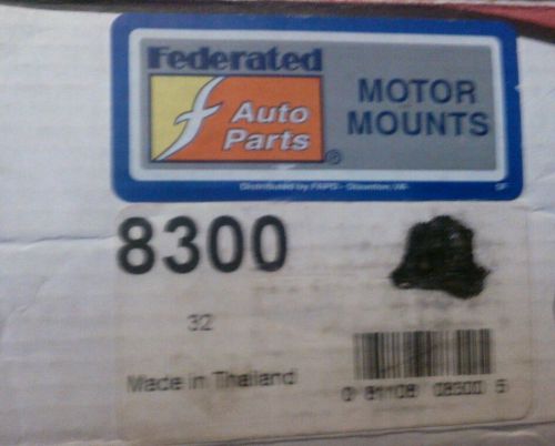 8300 engine-transmission mount