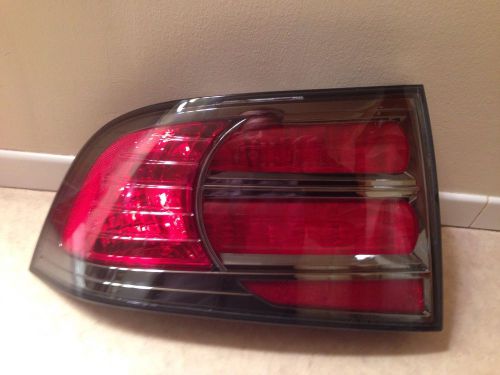 Acura tl type s 2004-2008 tail light left drivers oem loaded lens. 33551-sep-a21
