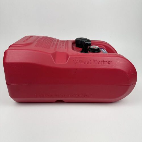 Attwood 6 gallon west marine 89745 red plastic portable outboard gas fuel tank