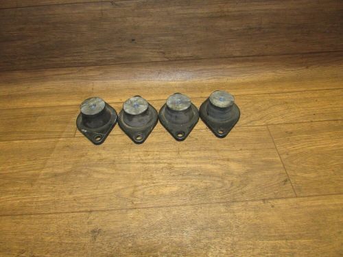 1995 tigershark montego 640cc used, 4pc engine mounts 3008-054