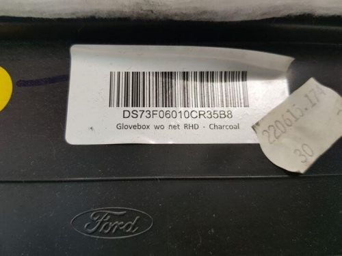 Ford mondeo v sedan glove box ds7313570b ds73f06010 1.50 diesel 26517539-