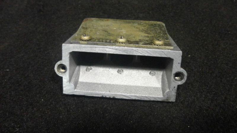 Reed box assy #389553 #0389553 johnson/evinrude 1979-1988 60-75hp boat #1(604)