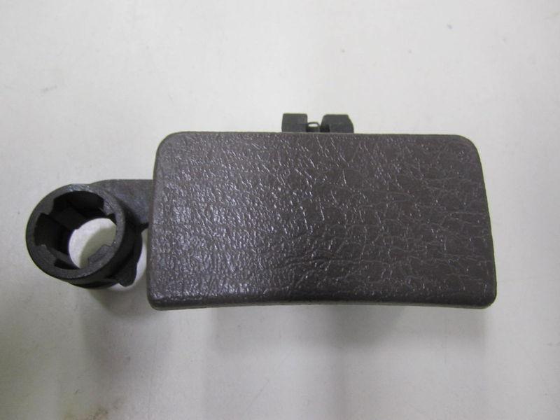 Kia sportage 95 96 97 98 99 00 1995-00 glovebox latch  brown