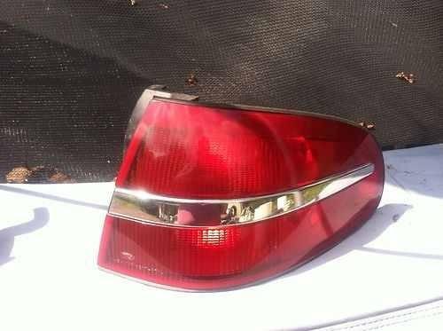 1995-1997 oem lincoln cont tail light lens assembly pass side turn signal/brakes