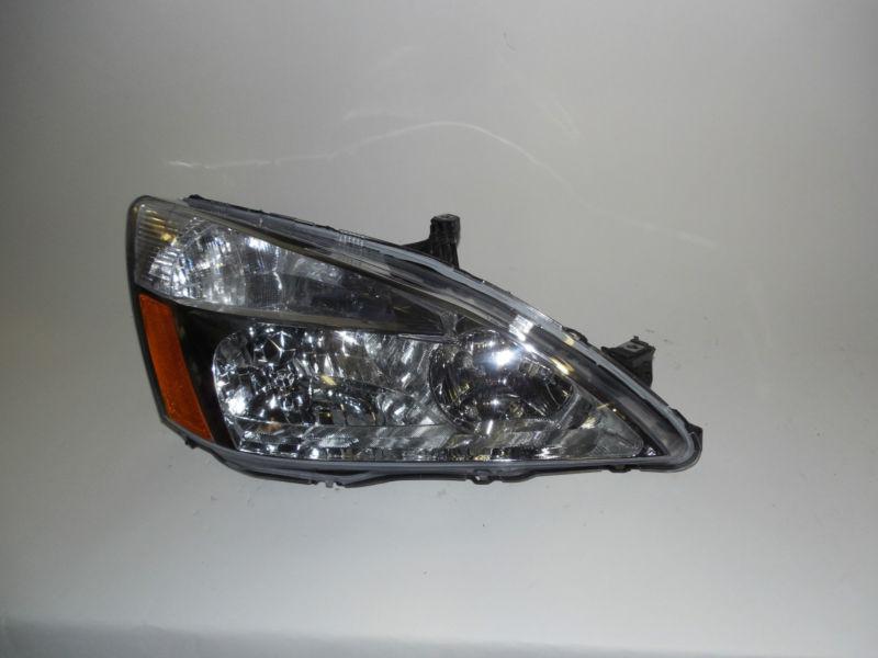 03 04 05 06 07 honda accord right headlight nice! 