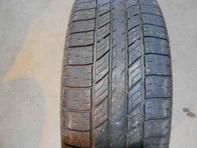 Uniroyal 235/60/18 tire laredo cross country tour p235/60/r18 102t 8/32 tread