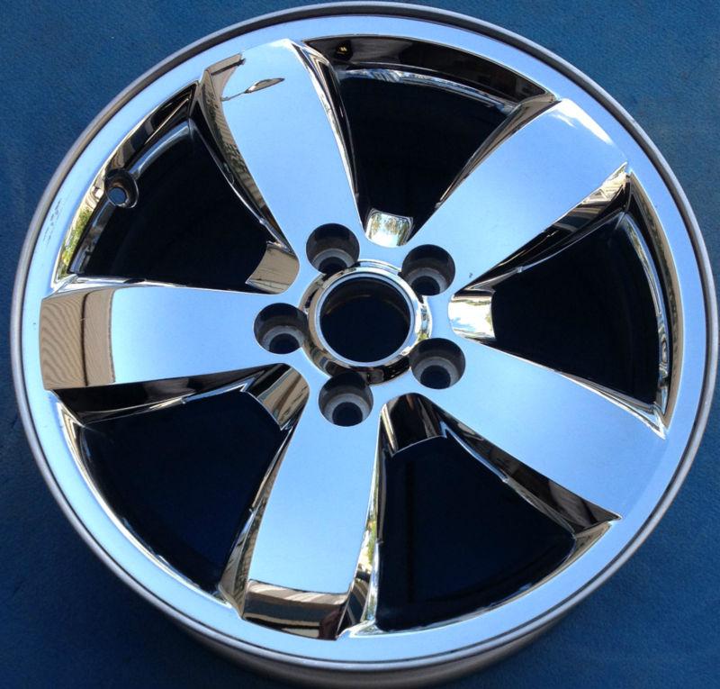 One ford escape mercury mariner voga 17" factory oem chrome clad wheel rim 3680