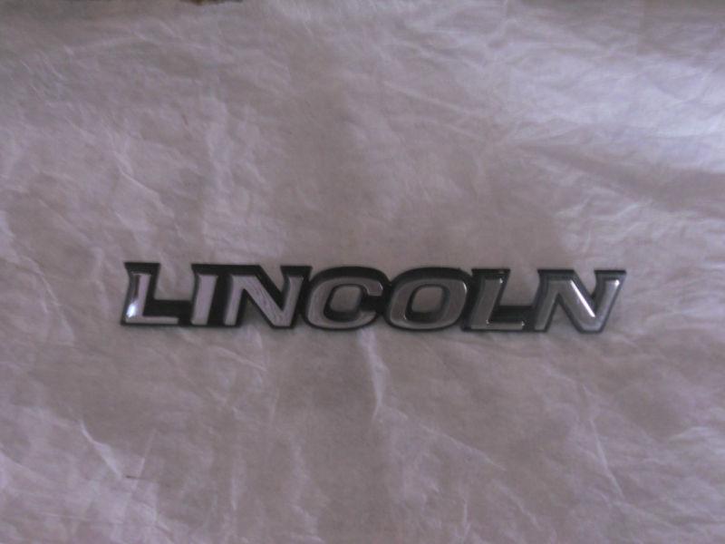 Oem factory genuine stock lincoln navigator rear hatch emblem badge logo symbol