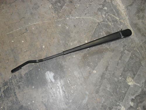 1994-98 mustang front driver windshield wiper arm- l/h