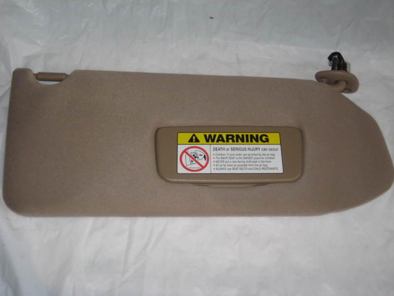 Acura mdx 2002 oem passenger side (right) sun visor/shade