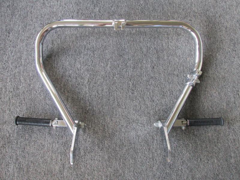 Harley davidson chrome engine guard  crash bar  with highway pegs