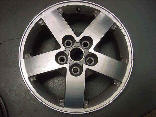 2005-2007 saturn vue wheel, 16x6.5, 5 spoke machined