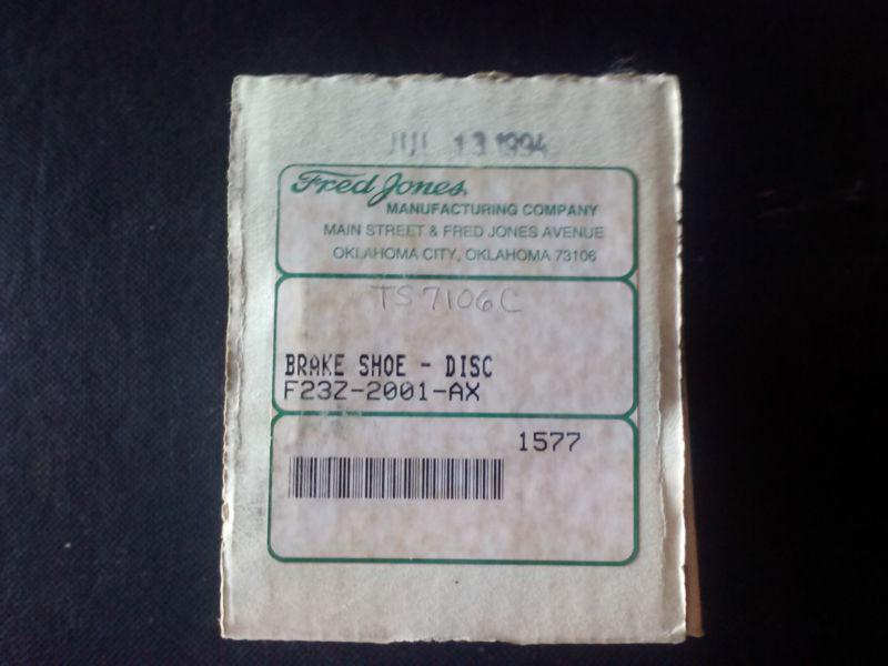 Nos re-manufactured 1992 ford tempo shoe &lining kit.f23z-2001-a or f73z-2001-aa