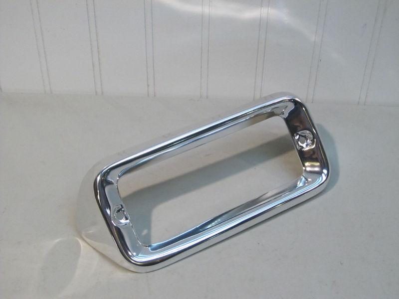 New 1965-1966 ford truck f-100/750 rh parking light door/bezel