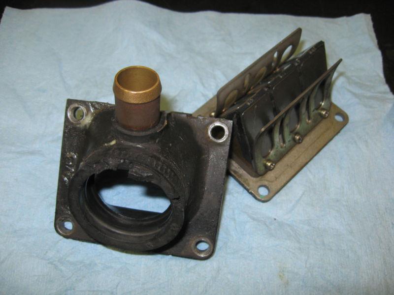 1982 yamaha it465 intake mainfold reed assy 4v6 it465  yz 