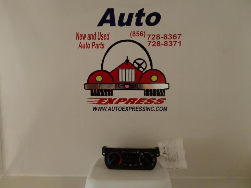 00 01 02 saturn s series sedan temperature control w/ac 35327