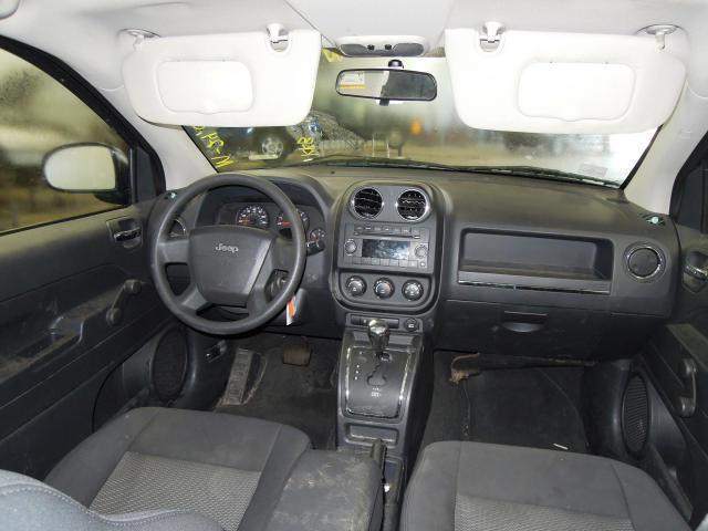 2010 jeep compass floor center console gray 2065904