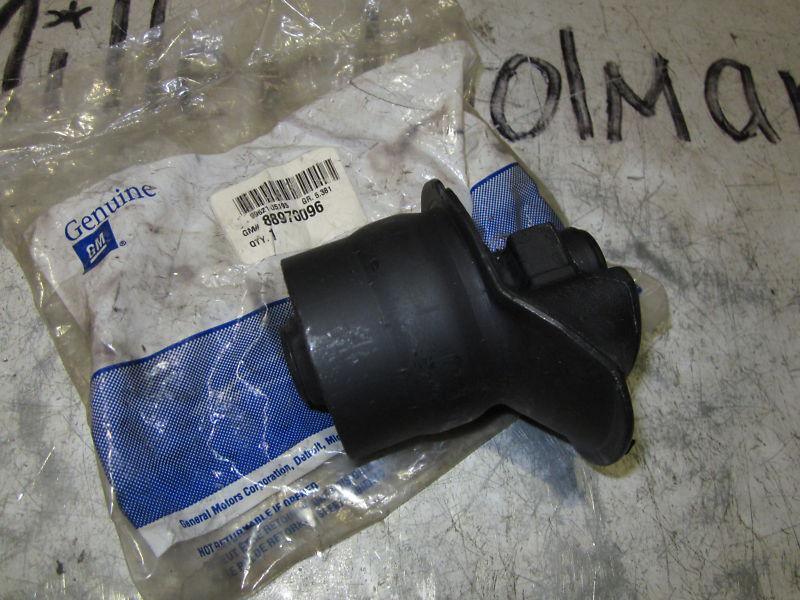 Gm oem part 88970096 rear axle control arm bushing (a35)