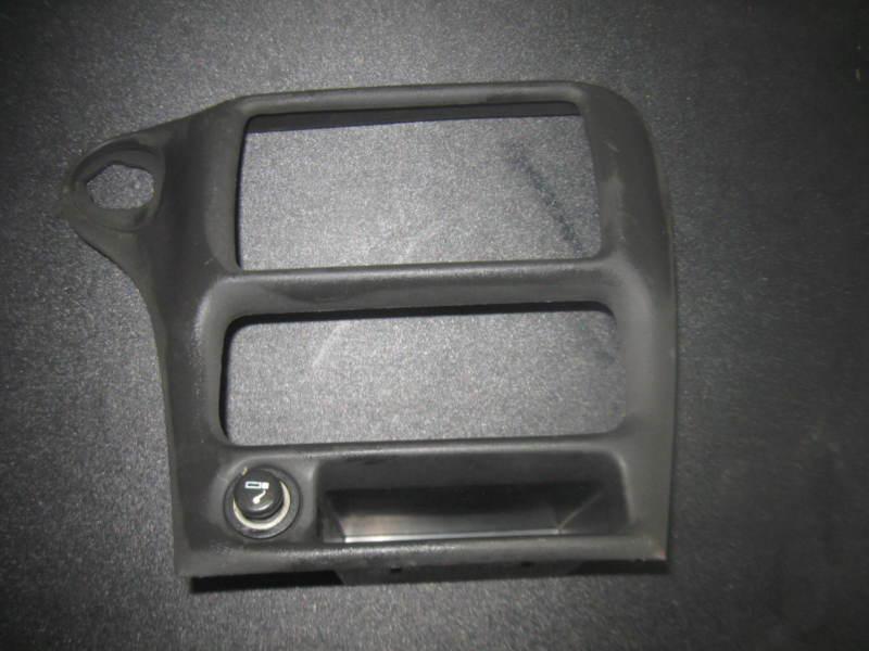 Chevy malibu dash trim radio panel bezel  97-02