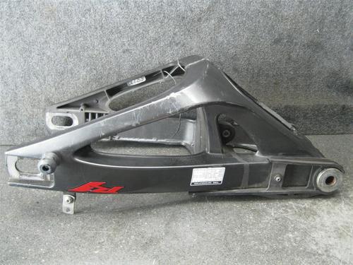 05 yamaha yzf r1 swingarm 49d