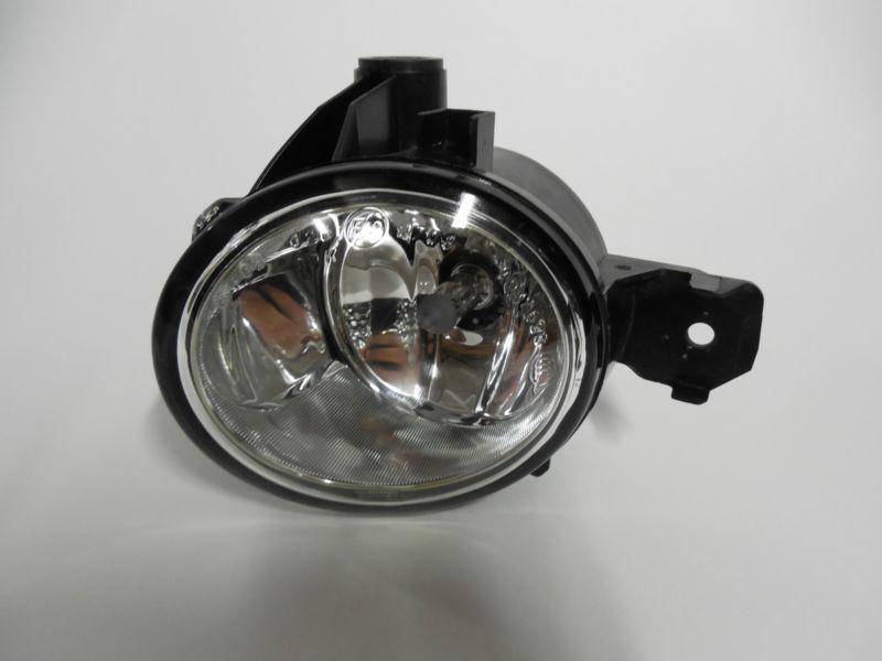 07 08 09 bmw x5 oem left fog light nice!