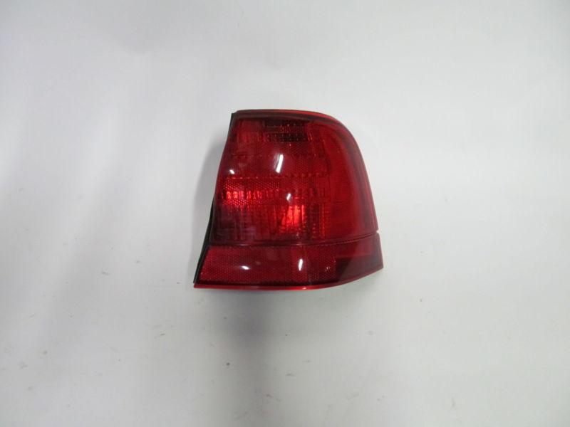 96 97 ford thunderbird oem right tail light nice!