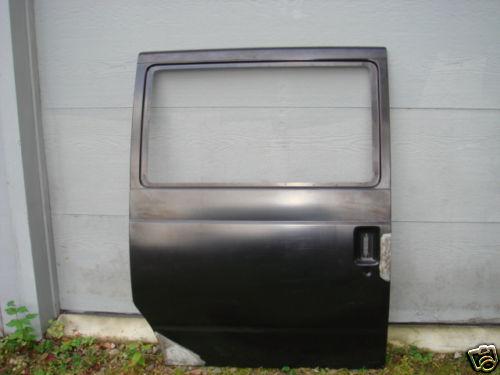 85-95 astro safari side door new nos 12548411