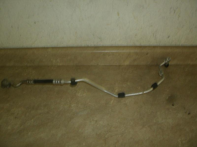 01-04 caravan/ 01-03 voyager 2.4l ac liquid line/ hose