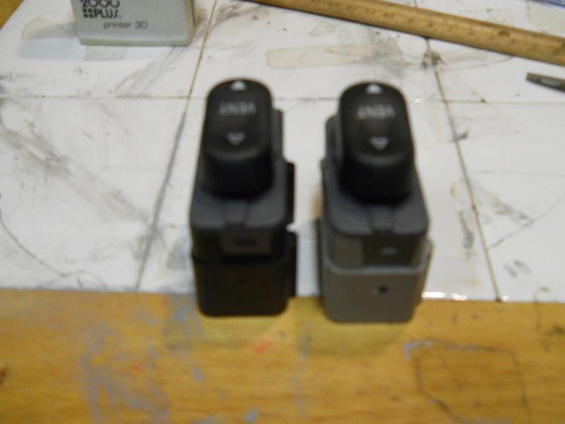 1998-1999  ford expedition upper console vent switch set