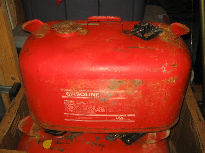 Used omc 6 gallon metal gas tank for evinrude johnson...