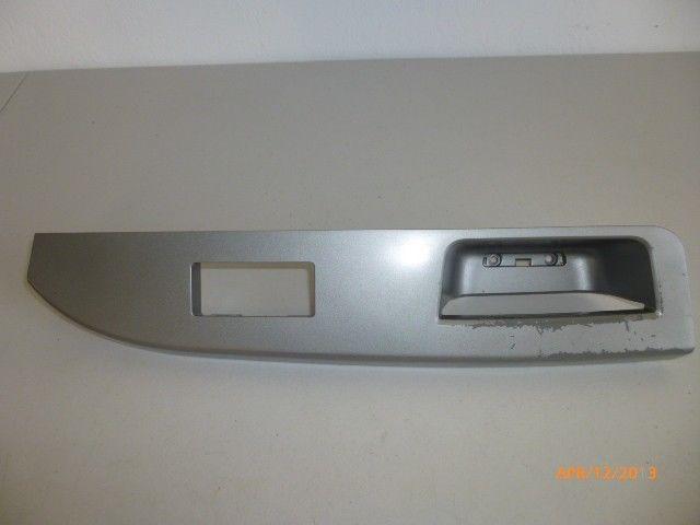 Sebring 2009 oem part # 1003405 119461 rh door trim 68019008ab switch bezel 