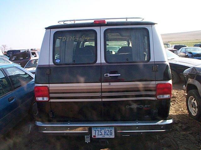 1994 chevy 20 van tail lamp light left