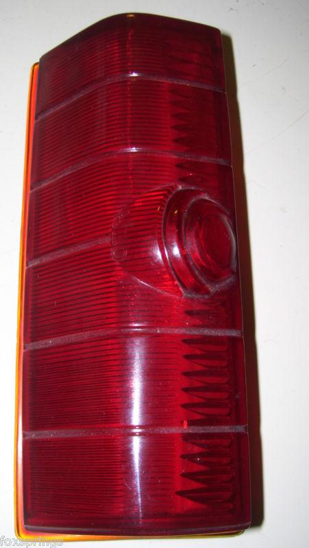 Nos 1942 chrysler glass center stop light lens - ceh - 9459    -    chr26