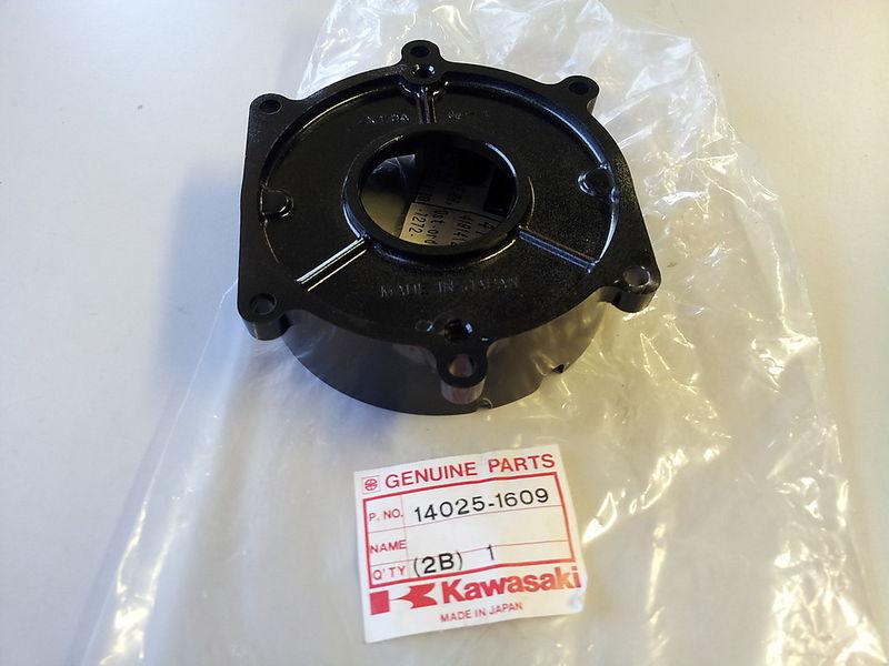 Kawasaki zx1100 ninja gpz 1100 a 83-84 r.h. engine cover 14025-1609 nos